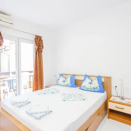 Apartmani Grbavac Baška Voda Exterior foto